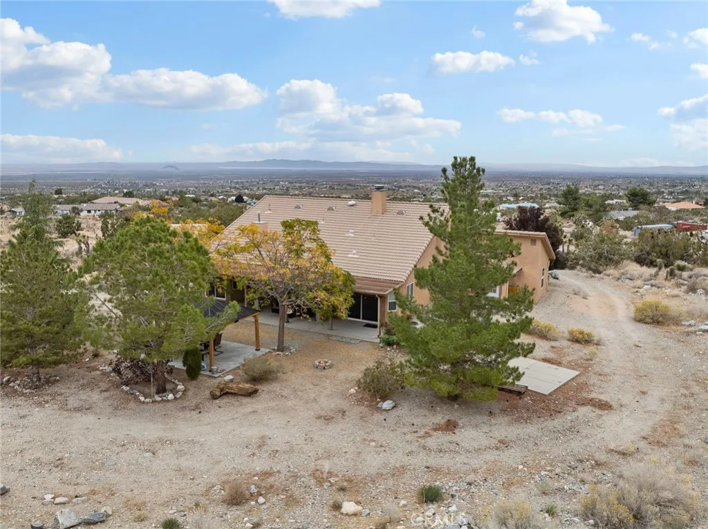 Property image for 10160 Pineview Road, Pinon Hills, CA 92372