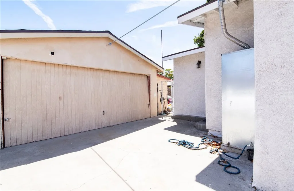 Additional image 20 of 9608 Beach, Los Angeles, CA 90002