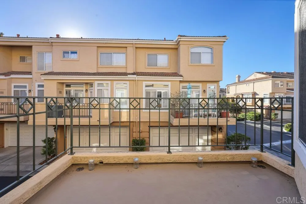 Additional image 58 of 7125 Calabria Court Unit D, San Diego, CA 92122