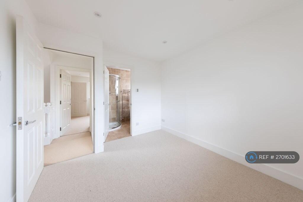 Additional image 5 of Burleigh Road, St. Albans, AL1