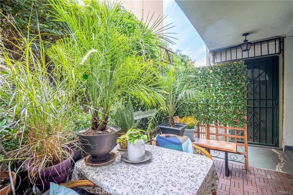 Additional image 26 of 446 S St Andrews Pl, Los Angeles, CA 90020