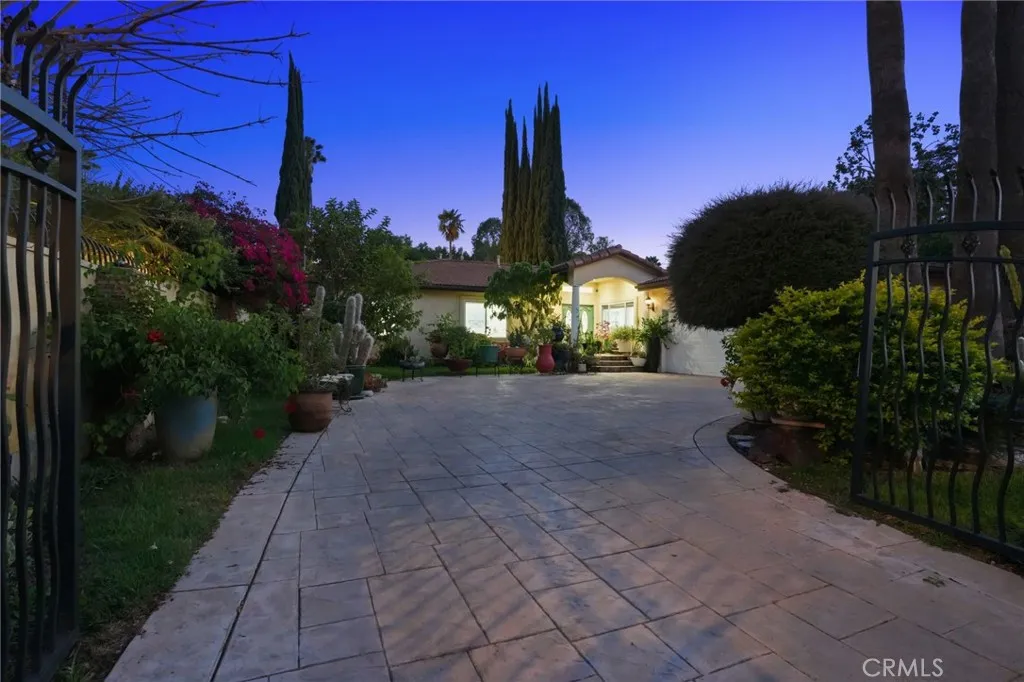 Additional image 8 of 18760 Wells, Tarzana, CA 91356