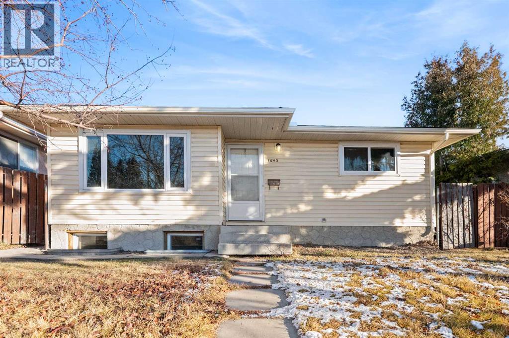 Property image for 1643 Marlyn Way NE|Calgary, Alberta t2a3k8