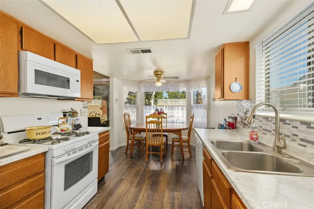 Additional image 40 of 2498 Rose Ave, Hemet, CA 92545