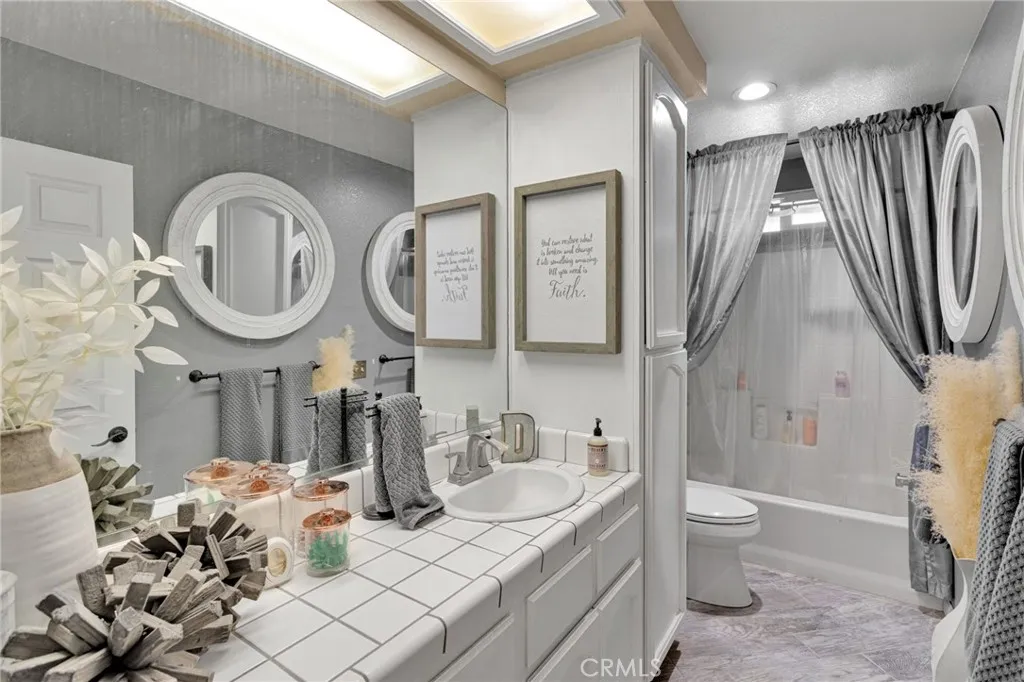 Additional image 19 of 10834 Mono Rd, Victorville, CA 92392