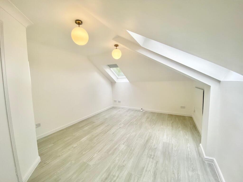 Additional image 7 of Oakwood Road, Bricket Wood, ST. ALBANS