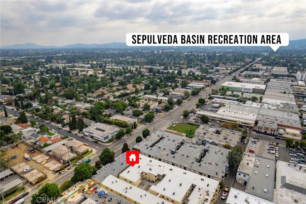 Additional image 50 of 7035 Woodley Unit 205, Van Nuys, CA 91406