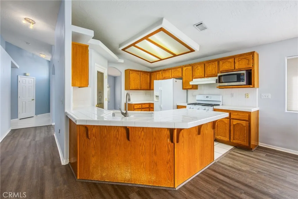 Additional image 12 of 13900 Spring Valley Pkwy, Victorville, CA 92395