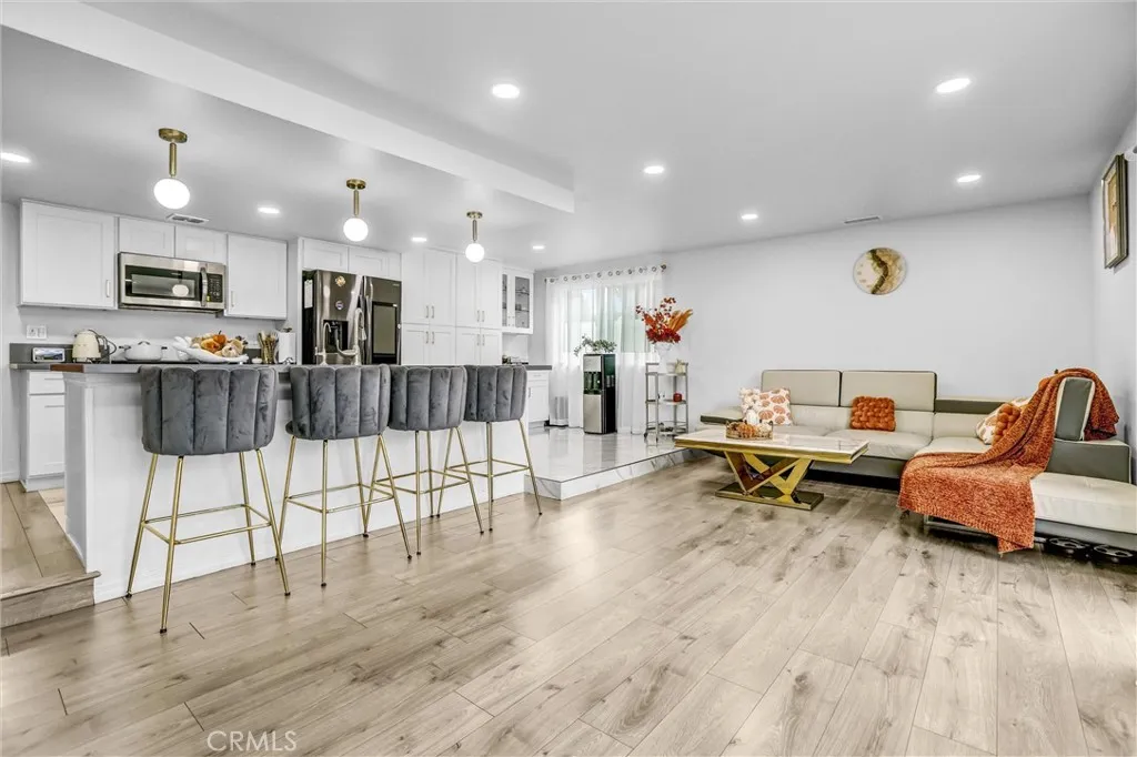 Additional image 32 of 28947 Lotusgarden Dr, Canyon Country, CA 91387