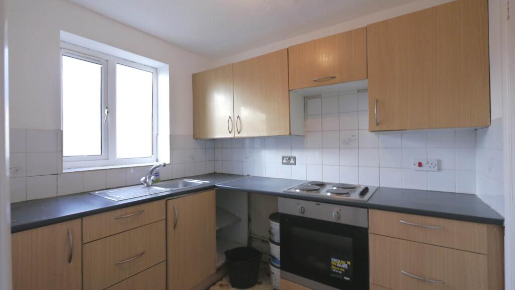 Additional image 5 of Ground Lane, Hatfield