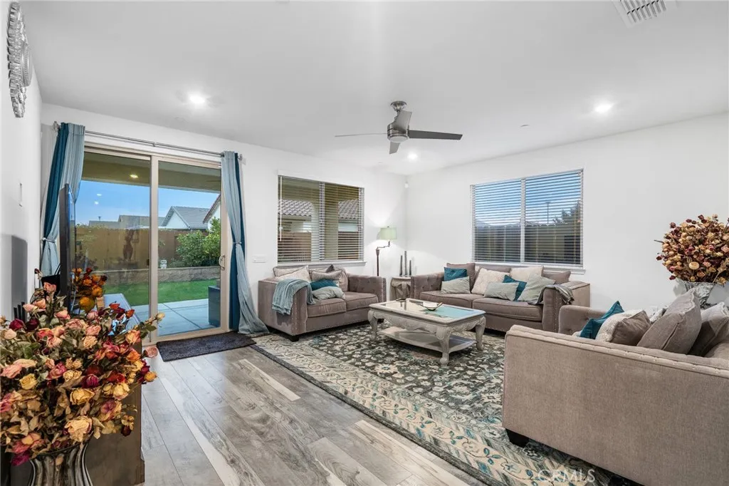 Additional image 36 of 9276 Red Thistle Court, Sacramento, CA 95829