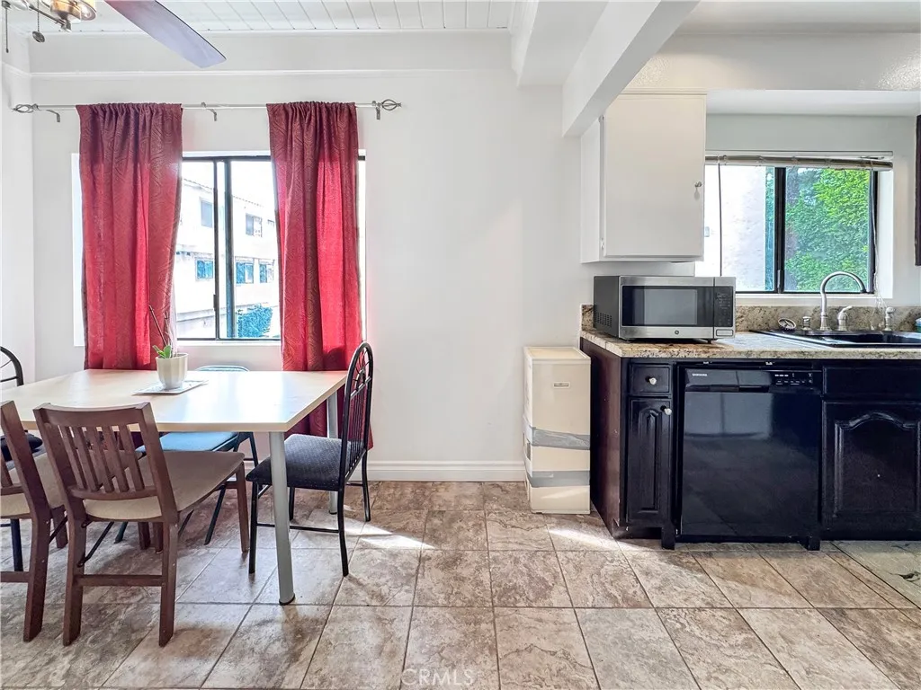 Additional image 28 of 20224 Sherman Way Unit 14, Winnetka, CA 91306