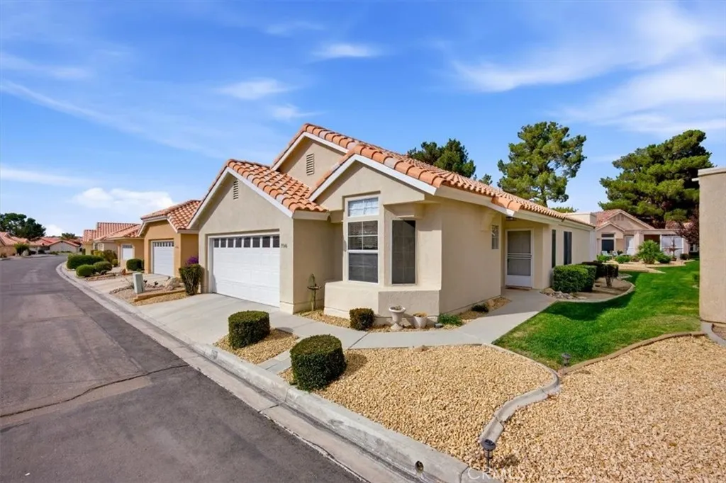Additional image 2 of 19146 Oak St, Apple Valley, CA 92308