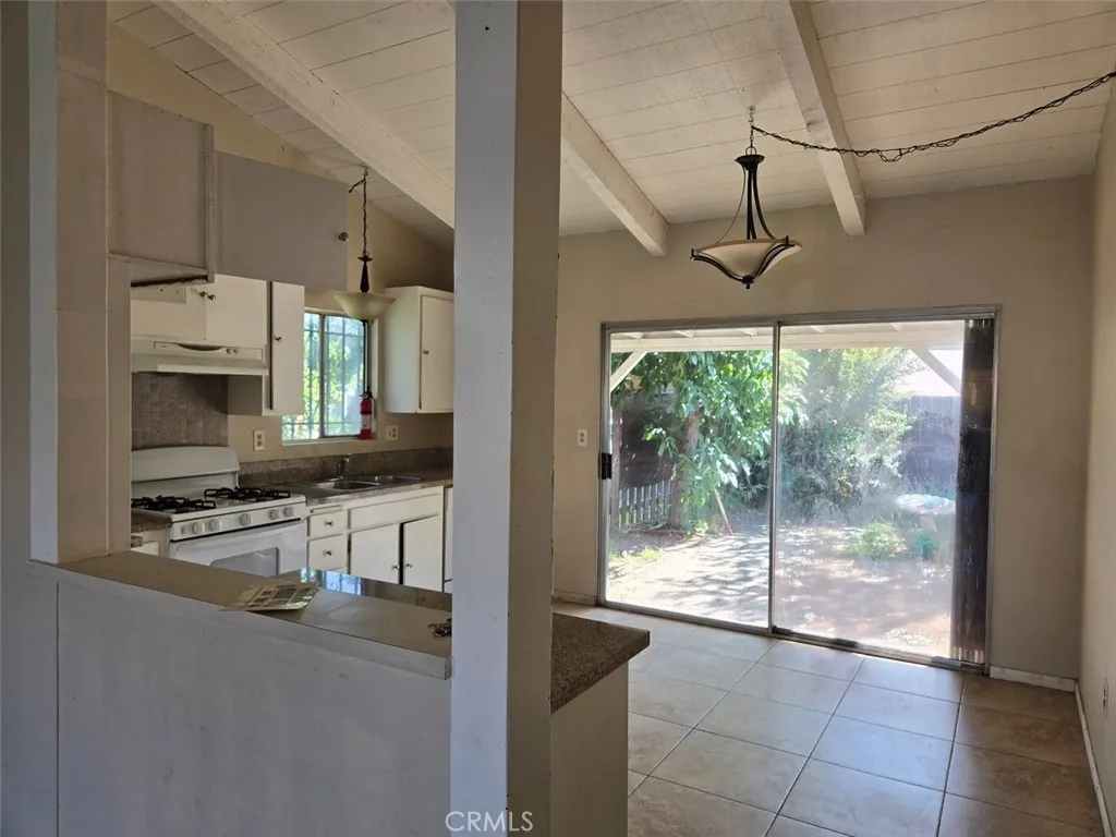 Additional image 13 of 10950 Saticoy Unit 48, Sun Valley, CA 91352
