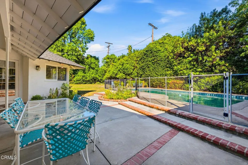 Additional image 61 of 17933 Osborne Street, Sherwood Forest, CA 91325