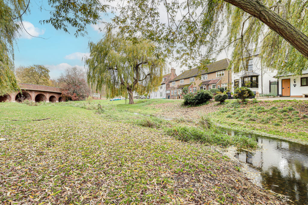 Additional image 22 of Waterside, London Colney, AL2