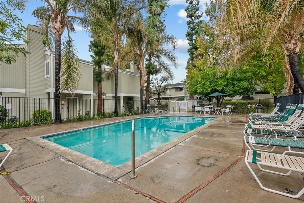 Additional image 45 of 22123 Burbank Blvd #2, Woodland Hills, CA 91367