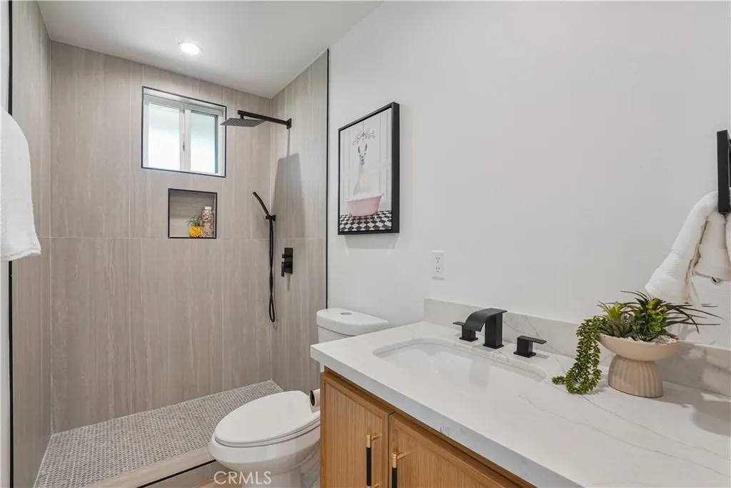 Additional image 62 of 3560 Lavell, Los Angeles, CA 90065