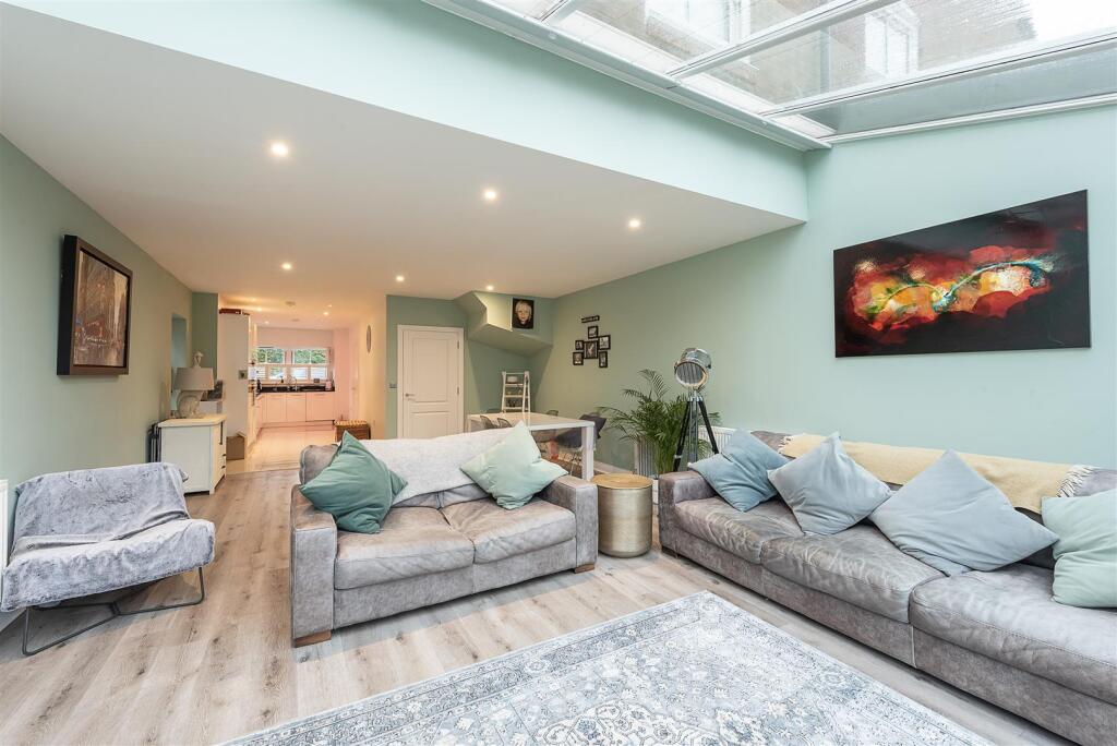 Additional image 4 of Baulk Close, Harpenden