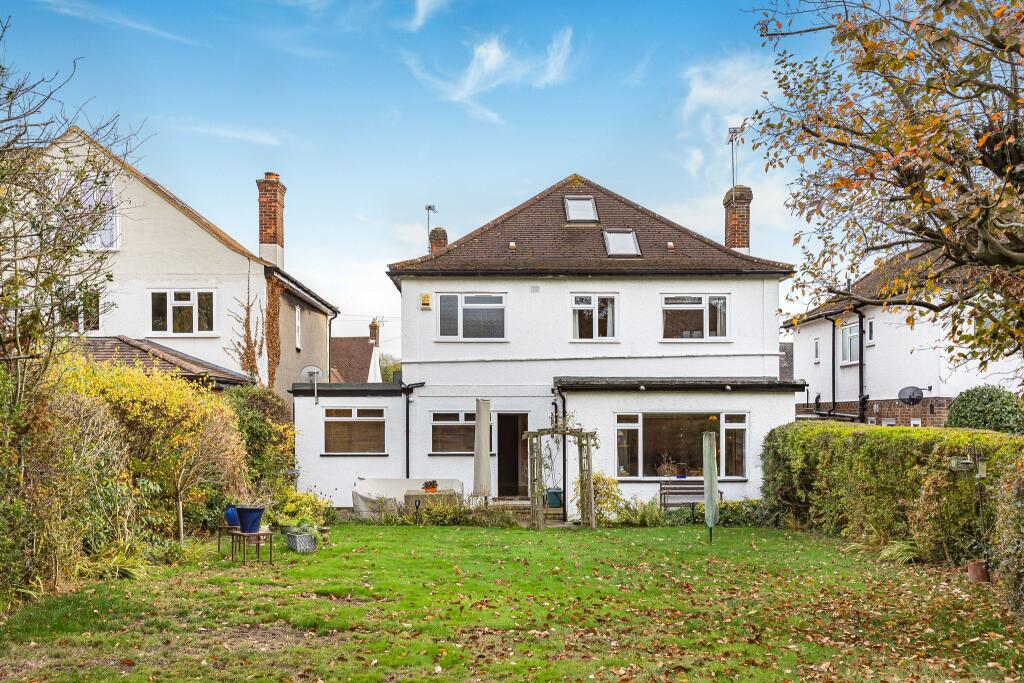 Additional image 26 of Bluebridge Avenue, Brookmans Park, AL9