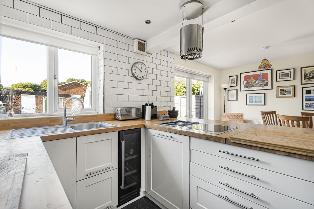 Additional image 16 of Ringway Road, Park Street, St Albans, AL2