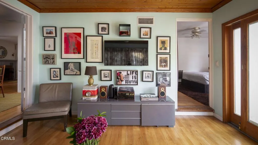 Additional image 21 of 574 N Sunnyslope Avenue, Pasadena, CA 91107