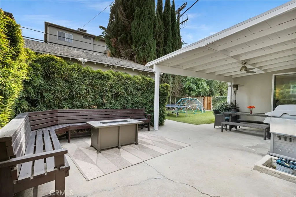 Additional image 28 of 16600 Gilmore Street, Lake Balboa, CA 91406