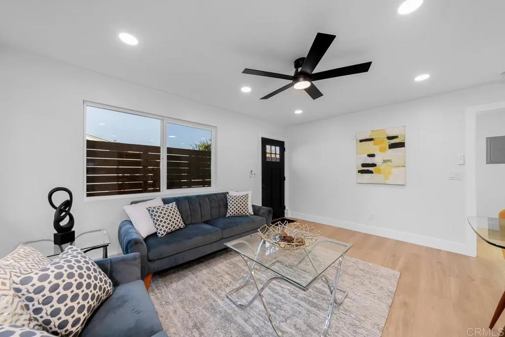 Additional image 71 of 7118 Stanford Ave., La Mesa, CA 91942