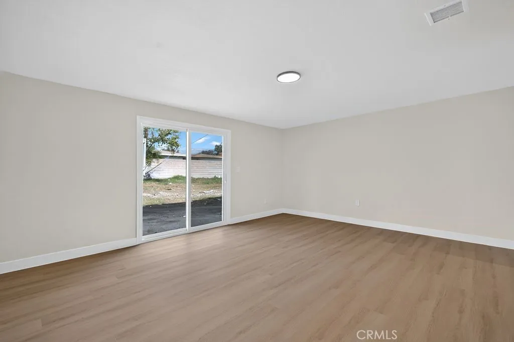 Additional image 27 of 606 E Jackson St, Rialto, CA 92376