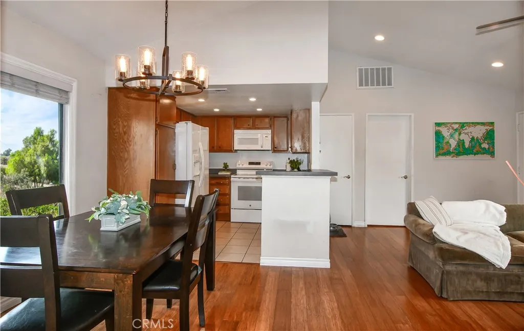 Additional image 15 of 887 W 34th St Unit A, Long Beach, CA 90806