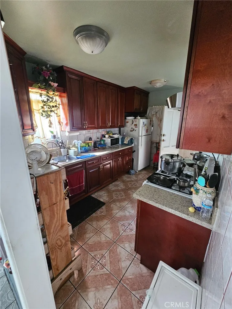 Additional image 26 of 351 E 92nd St, Los Angeles, CA 90003