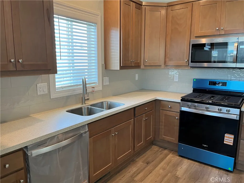 Additional image 8 of 301 E Foothill Boulevard Unit 59, Pomona, CA 91767