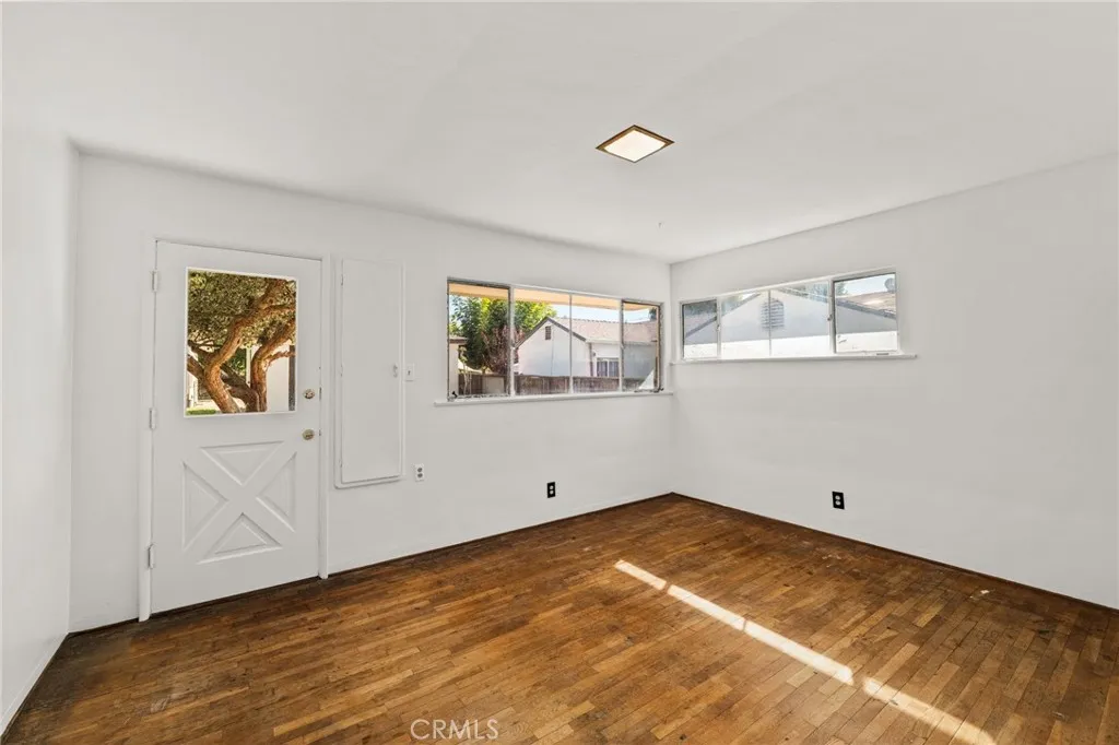 Additional image 18 of 3024 Pine St, Riverside, CA 92501