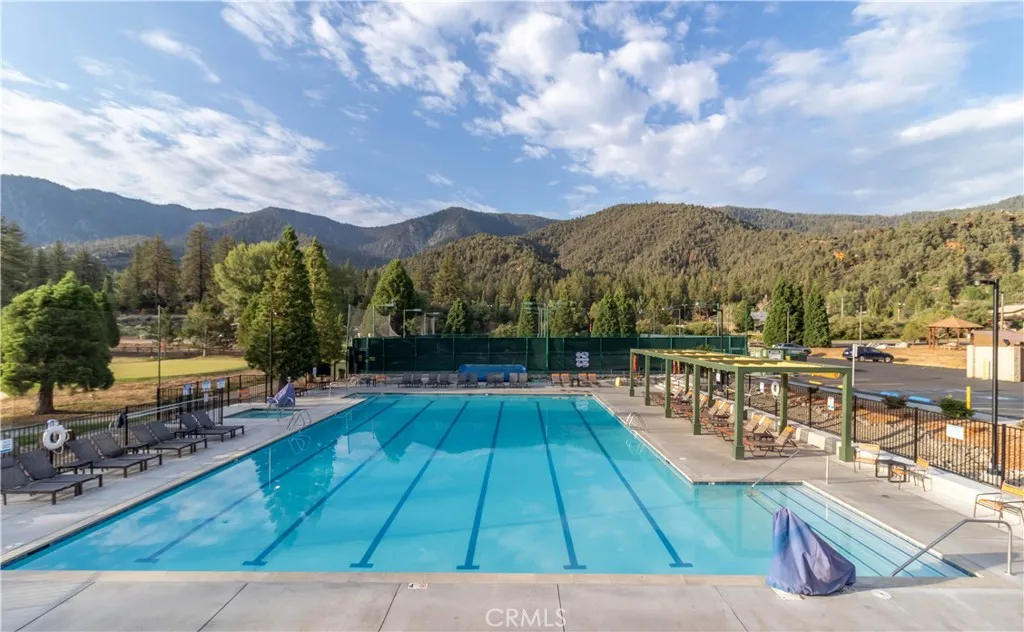 Property image for 1700 Woodland Dr, Pine Mountain Club, CA 93222