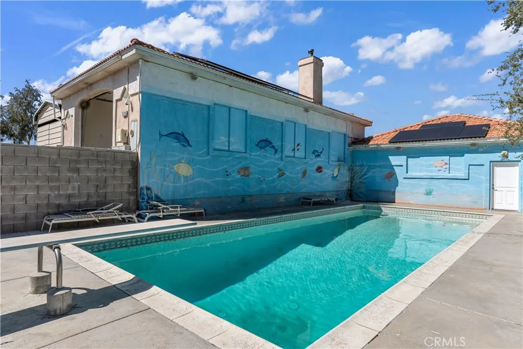 Additional image 4 of 10234 Clover Drive, Oak Hills, CA 92344