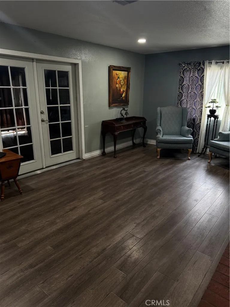 Additional image 47 of 10900 Goss, Sun Valley, CA 91352