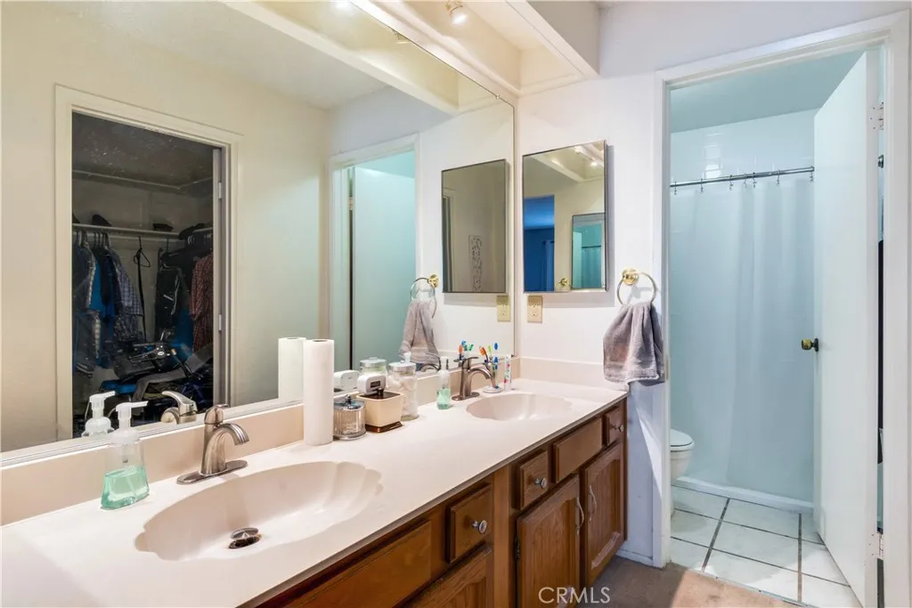 Additional image 18 of 242 E Fern Ave, Redlands, CA 92373