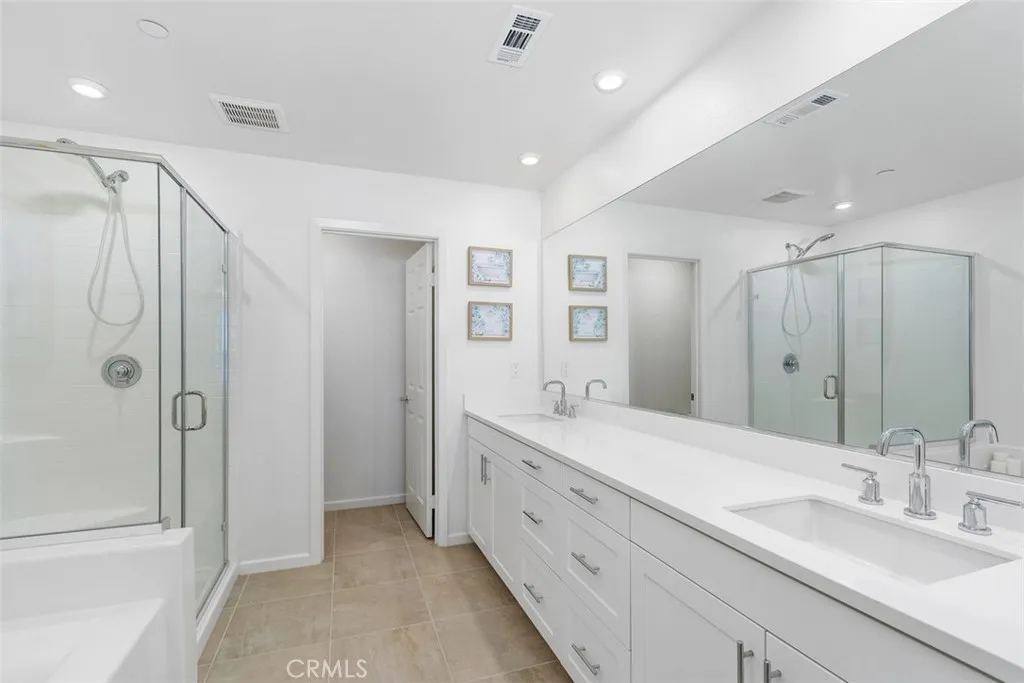 Additional image 52 of 1035 W Clover Ave, Rialto, CA 92376