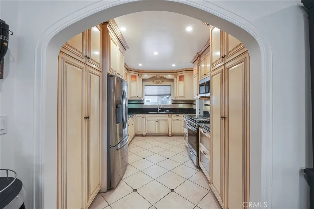 Additional image 66 of 8023 Hooper Ave, Los Angeles, CA 90001