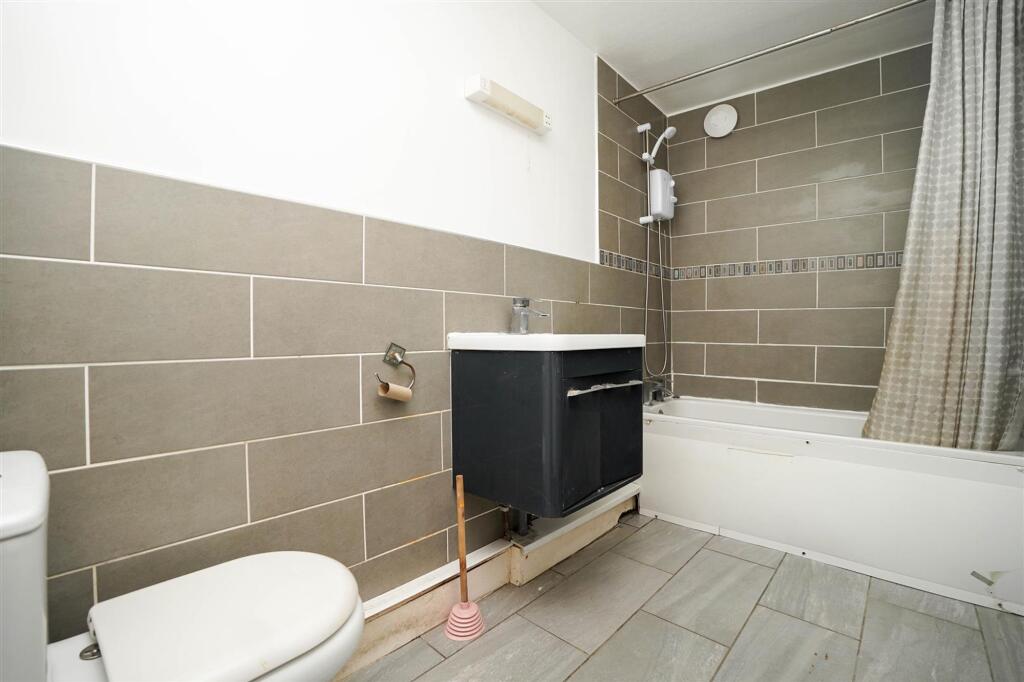 Additional image 8 of Solihull Road, Sparkhill, B11