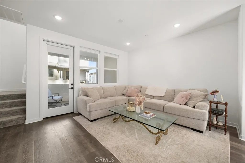 Additional image 70 of 905 Madonna Rd Unit 14, San Luis Obispo, CA 93405