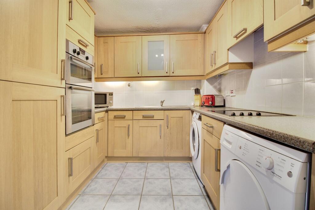 Additional image 7 of Perrywood, Welwyn Garden City