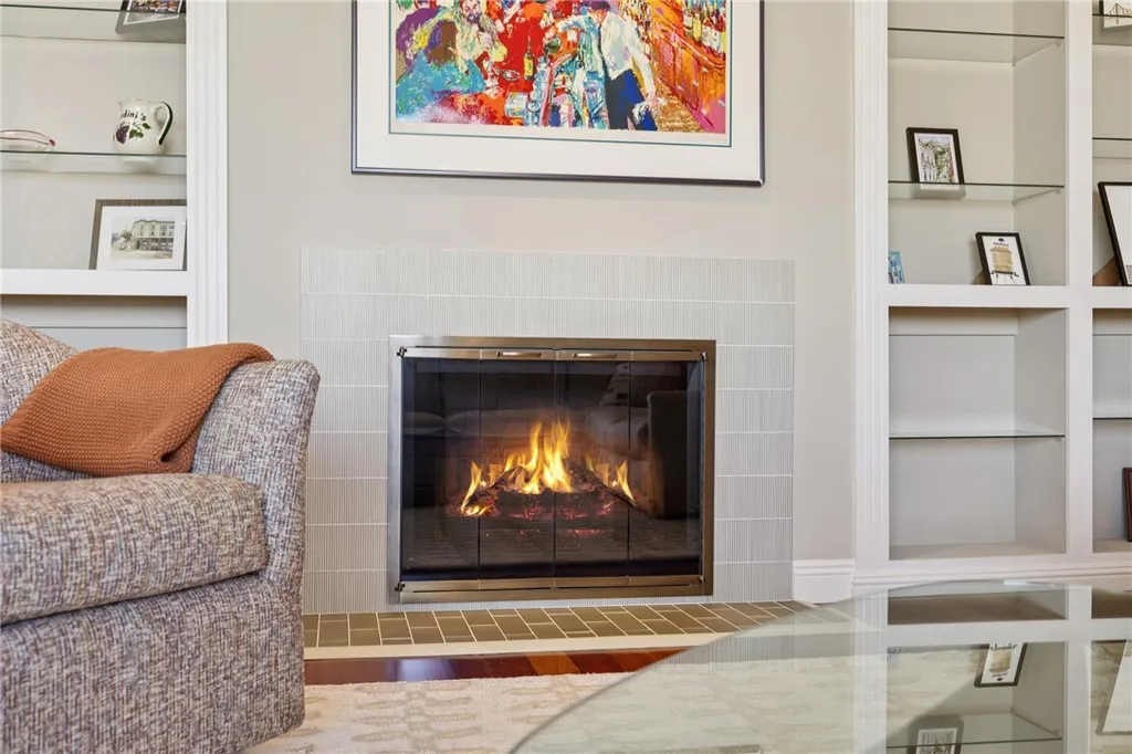 Additional image 10 of 373 Lombard St, San Francisco, CA 94133