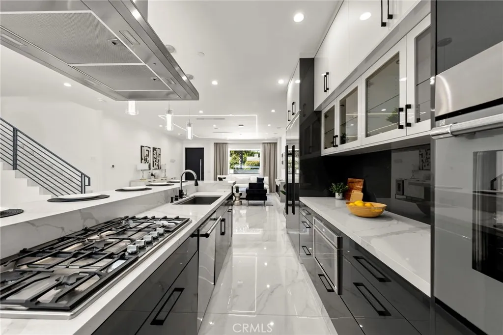 Additional image 81 of 4252 Shadyglade, Studio City, CA 91604