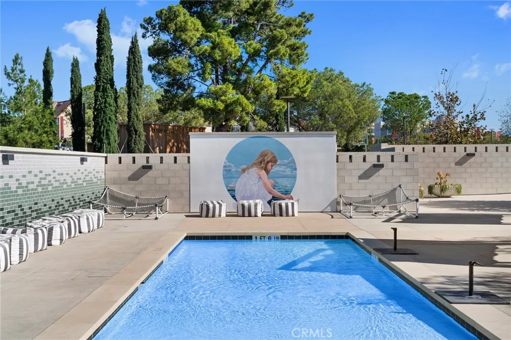 Additional image 109 of 114 Source, Irvine, CA 92618