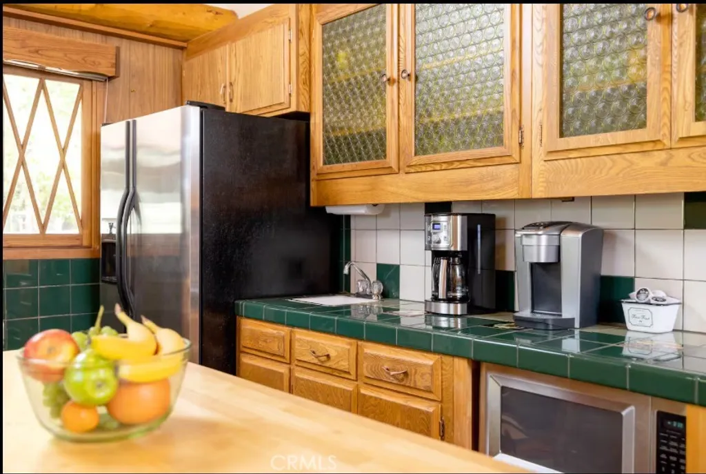 Additional image 21 of 1024 Cameron Dr, Big Bear Lake, CA 92315