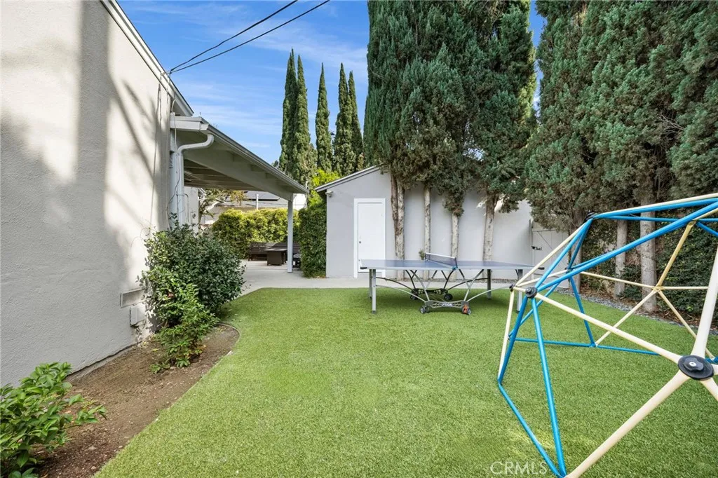 Additional image 29 of 16600 Gilmore Street, Lake Balboa, CA 91406