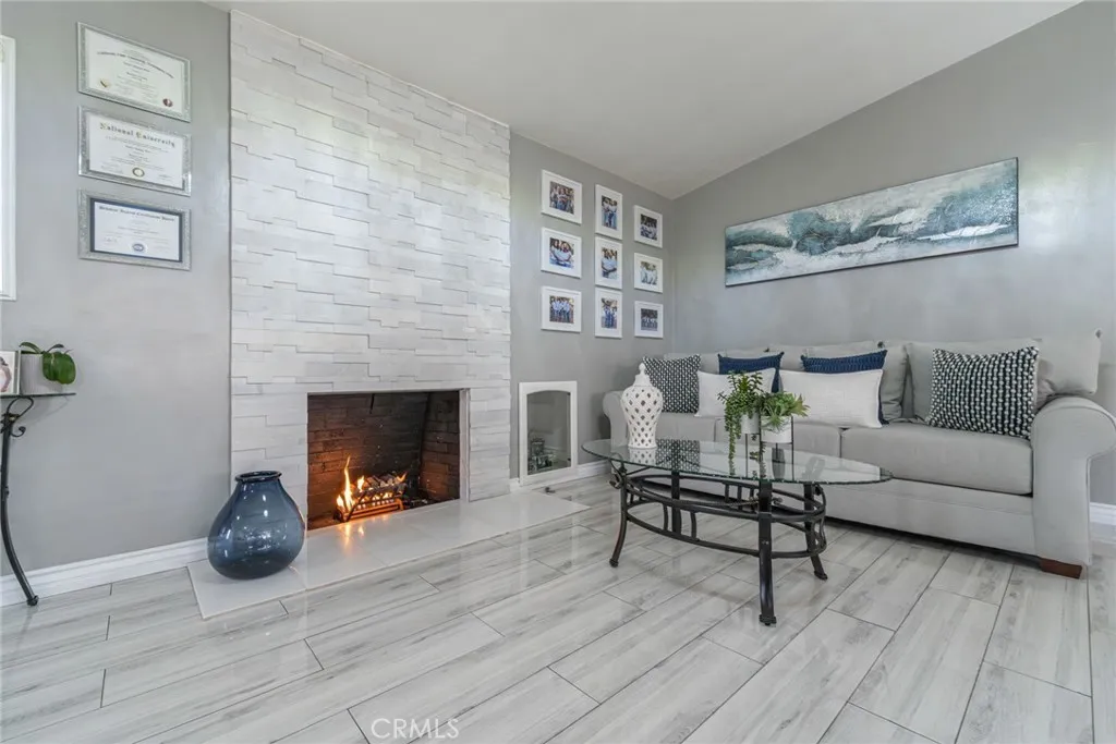 Additional image 46 of 1644 E Poppy Street, Long Beach, CA 90805