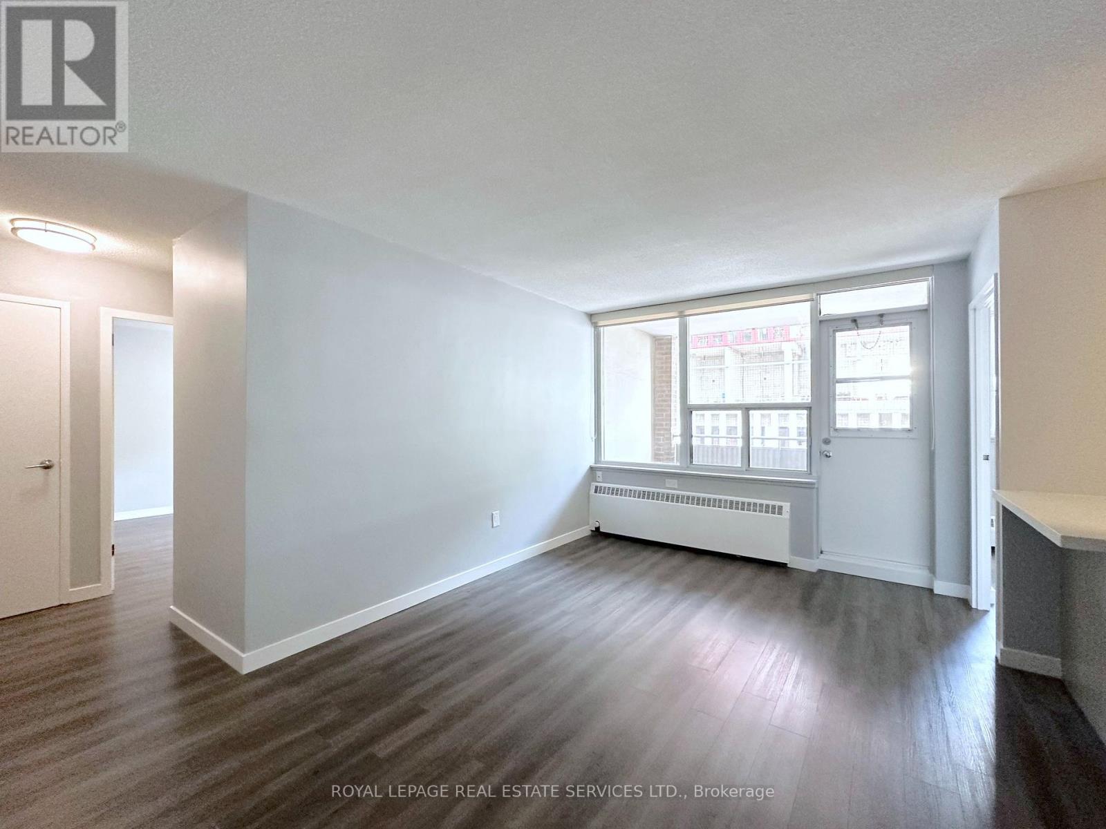 715 - 255 MAIN STREET|Toronto (East End-Danforth), Ontario M4C4X2