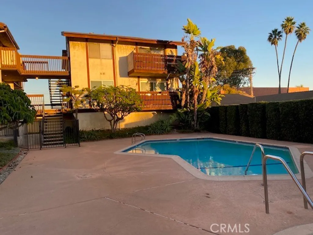 Additional image 3 of 15214 S Raymond Ave Unit 109, Gardena, CA 90247